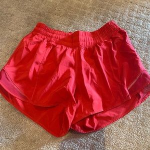 red lululemon hotty hot shorts